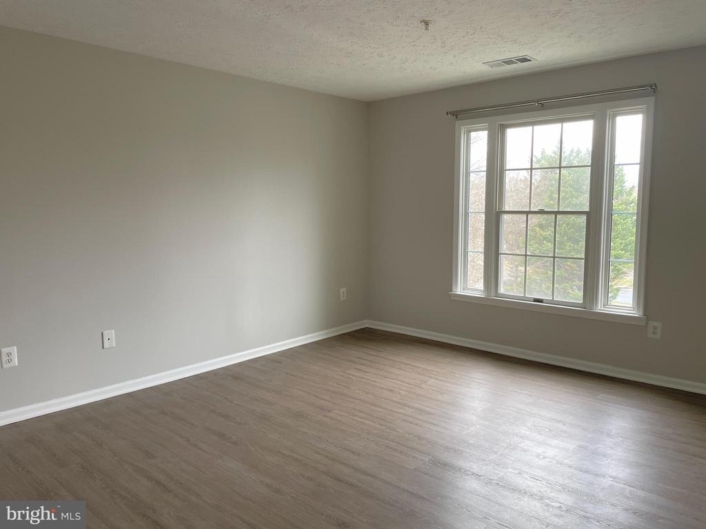 13107 Briarcliff Terrace - Photo 8
