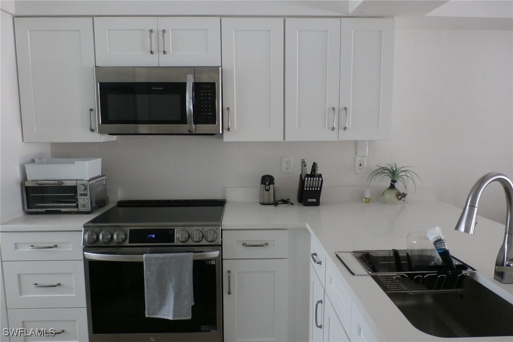 16252 Kelly Woods Drive - Photo 3