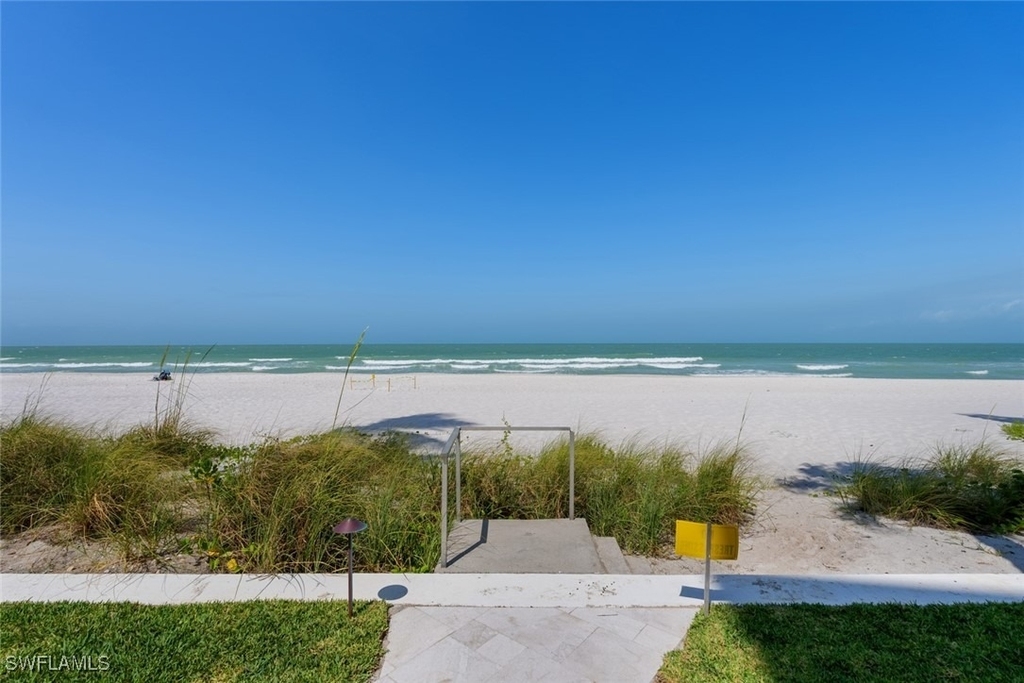 2011 Gulf Shore Boulevard N - Photo 15