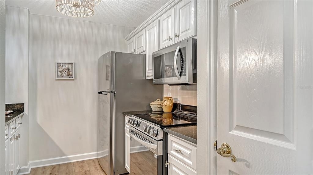 750 N Tamiami Trail - Photo 7