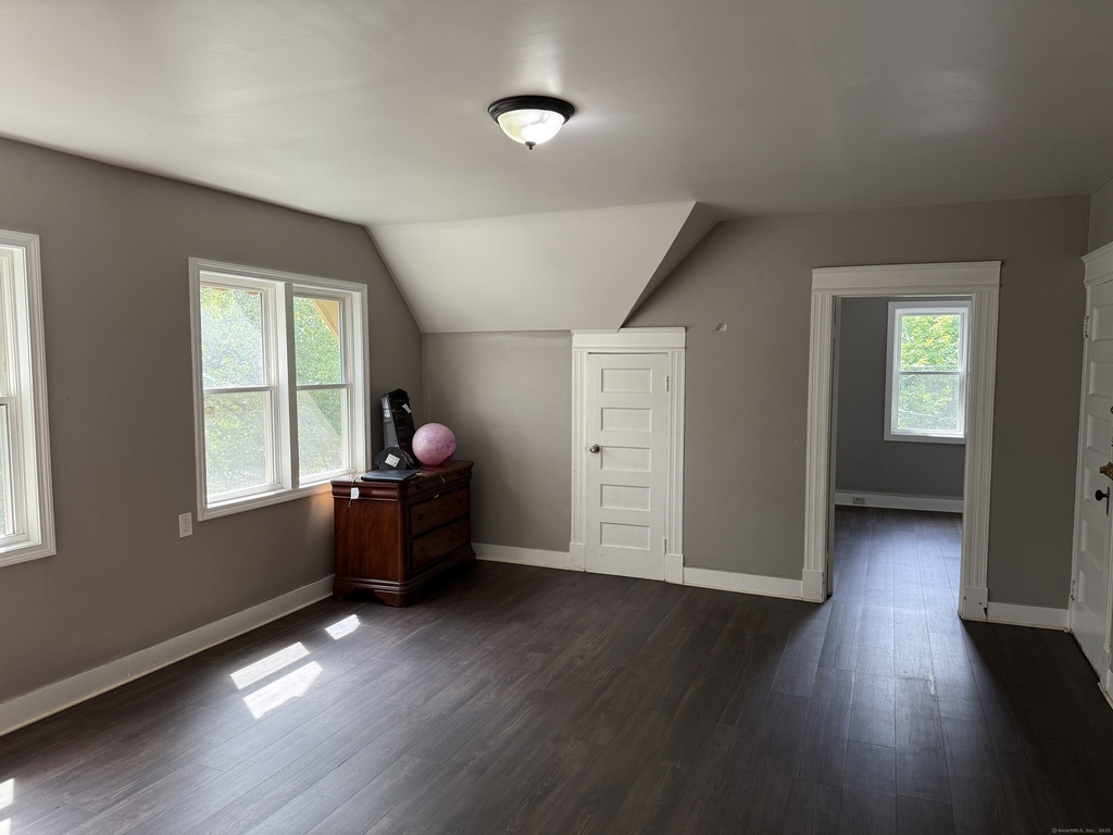 18 Valentine Street - Photo 7
