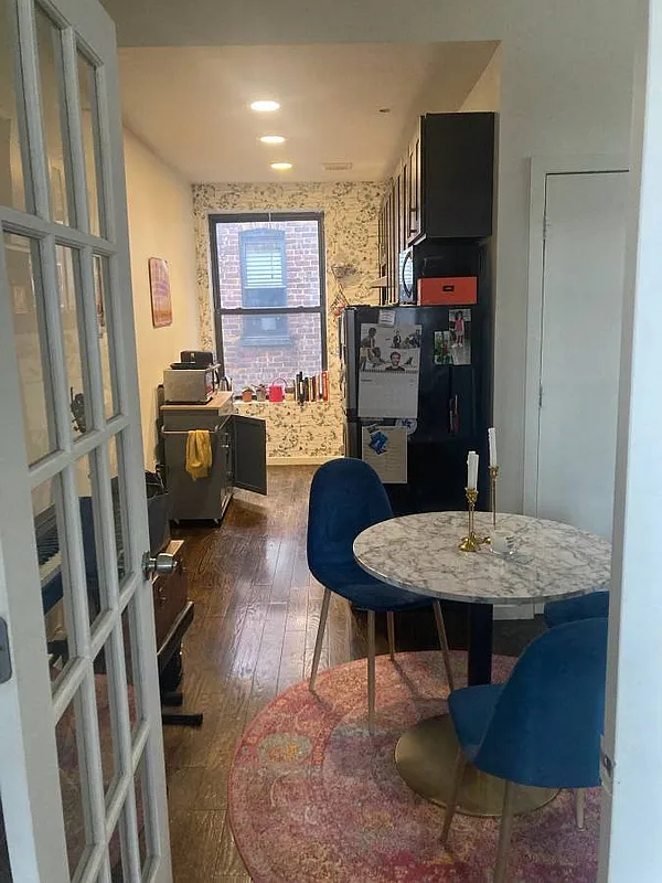 948 Nostrand Avenue - Photo 4