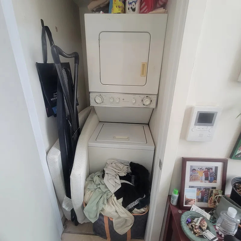 948 Nostrand Avenue - Photo 9