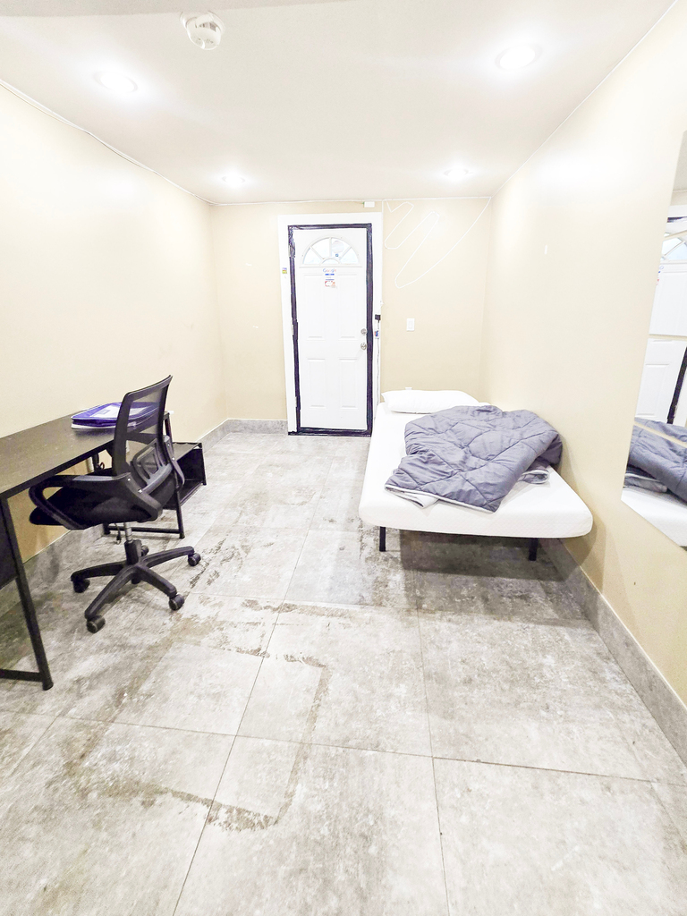 277 Halsey Street - Photo 16