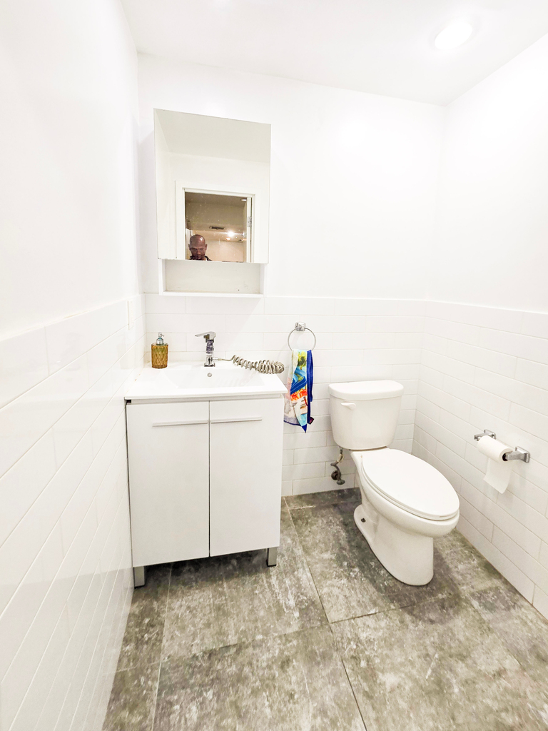277 Halsey Street - Photo 17