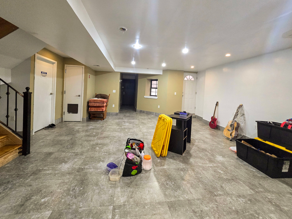 277 Halsey Street - Photo 15