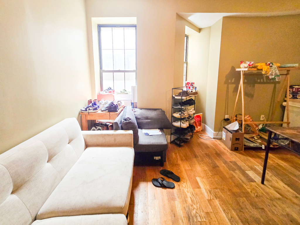 277 Halsey Street - Photo 4