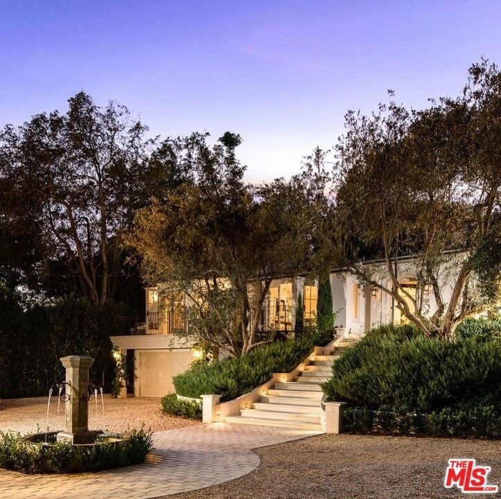 9161 Hazen Drive - Photo 0