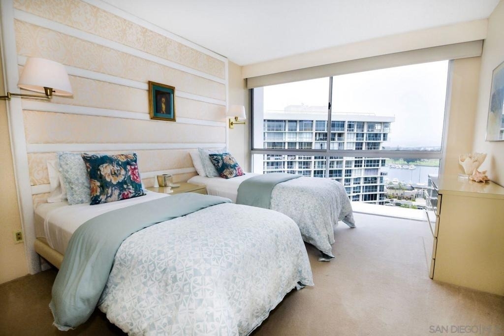 1760 Avenida Del Mundo - Photo 9