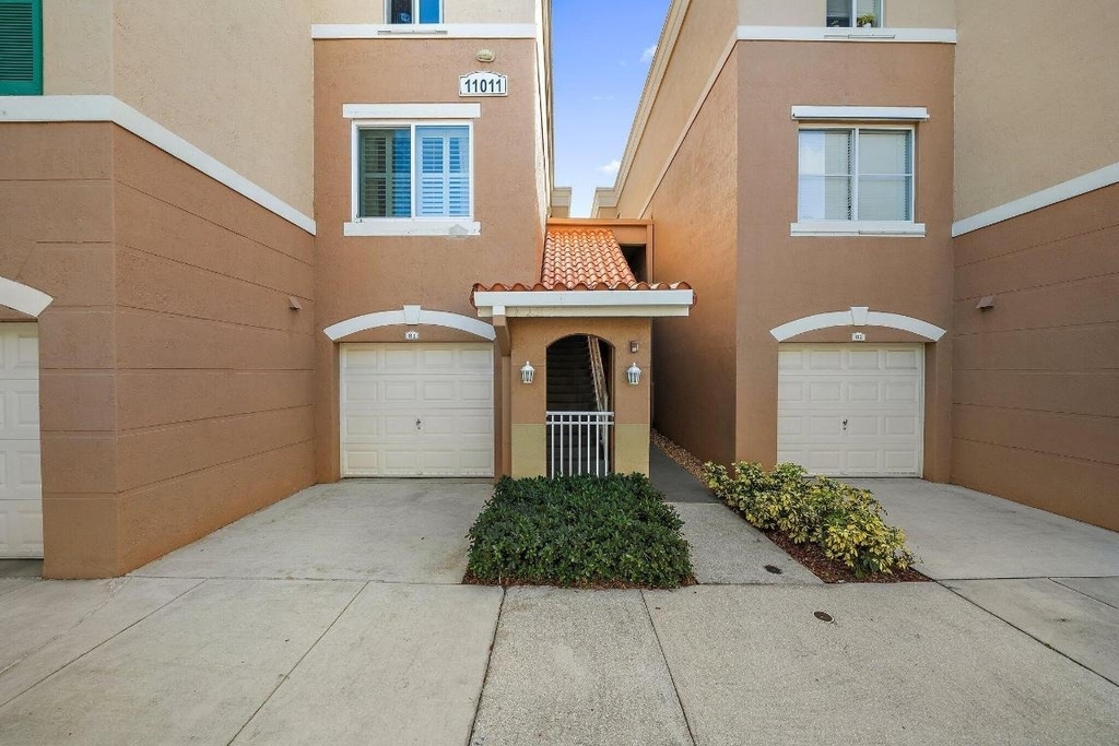 11011 Legacy 306 Lane - Photo 1