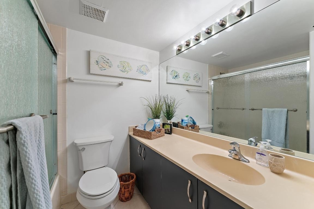 275 Palm Avenue - Photo 8