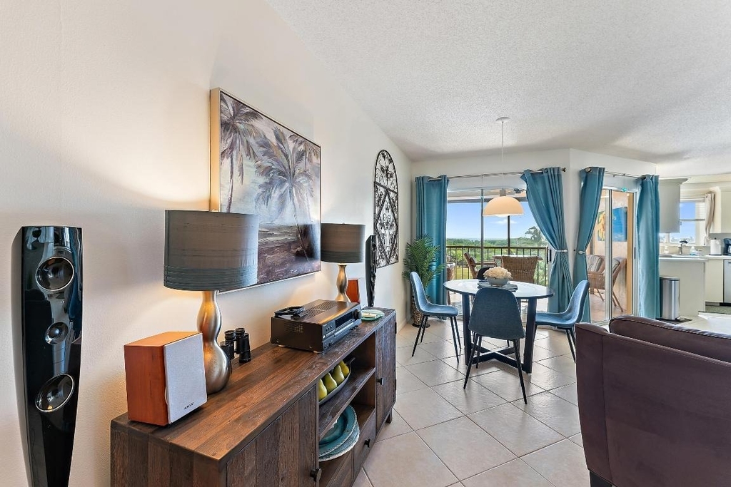 275 Palm Avenue - Photo 2