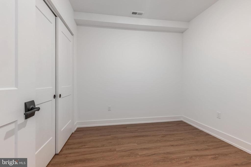 1519 Ridge Avenue - Photo 28