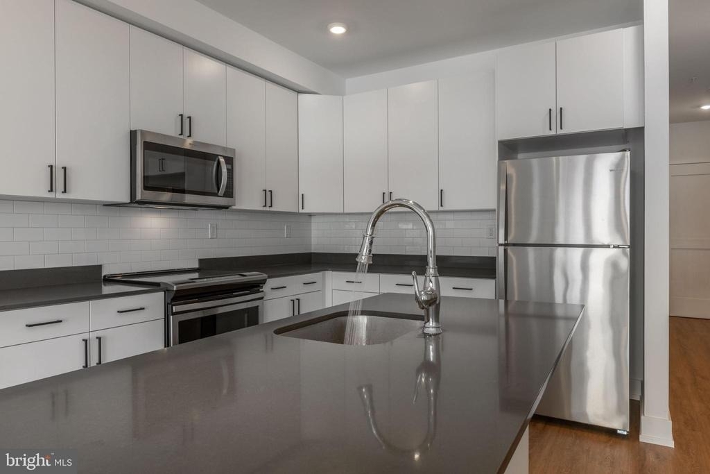 1519 Ridge Avenue - Photo 33