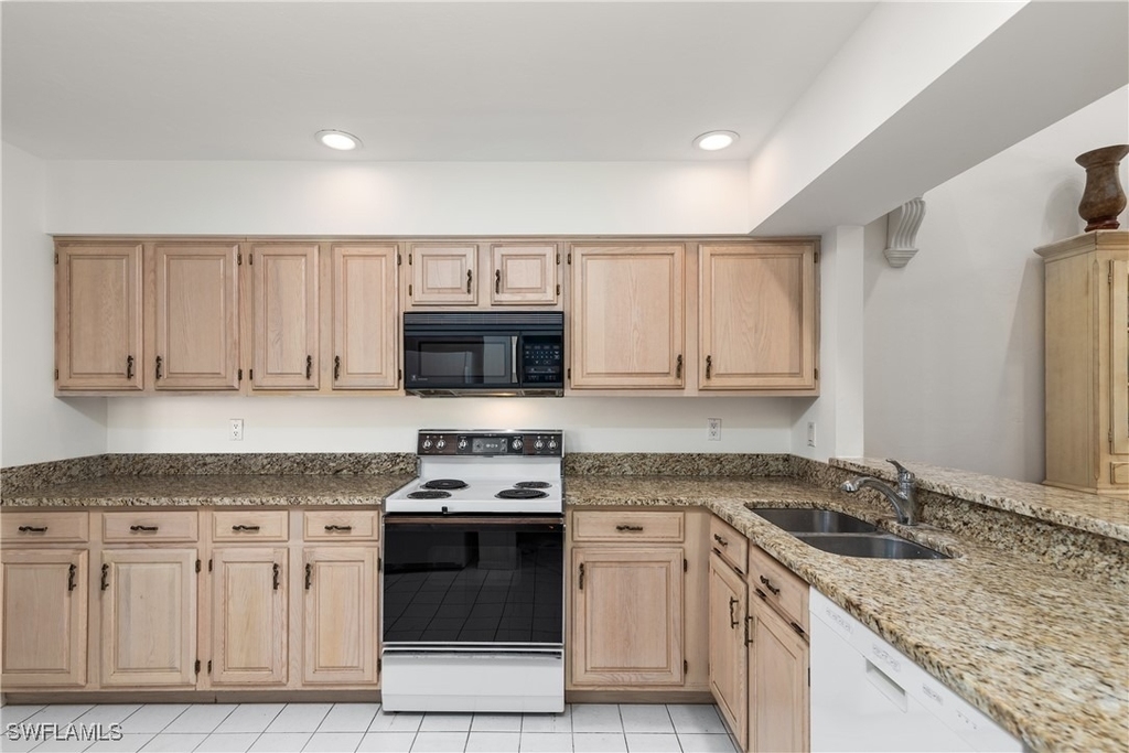 6658 Trident Way - Photo 10