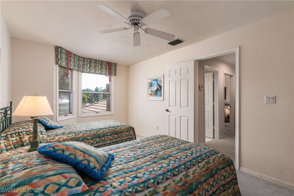 6658 Trident Way - Photo 20