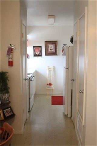 711 Glenoak Drive - Photo 4