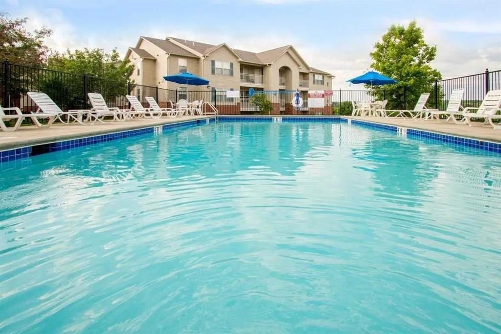 1 Chapel Ridge Cir - Photo 1