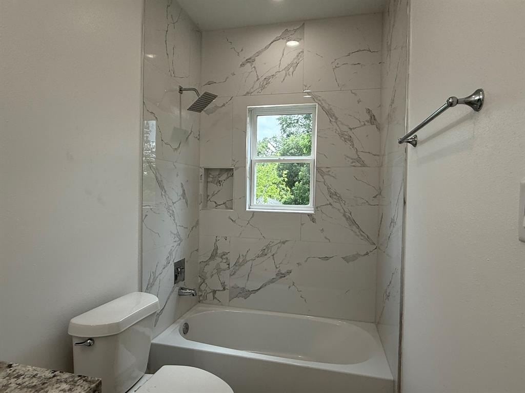 7914 Laura Koppe Road - Photo 7