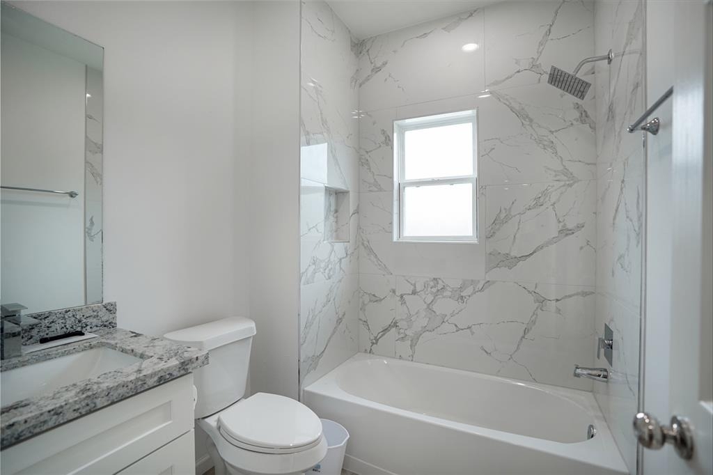 7914 Laura Koppe Road - Photo 10