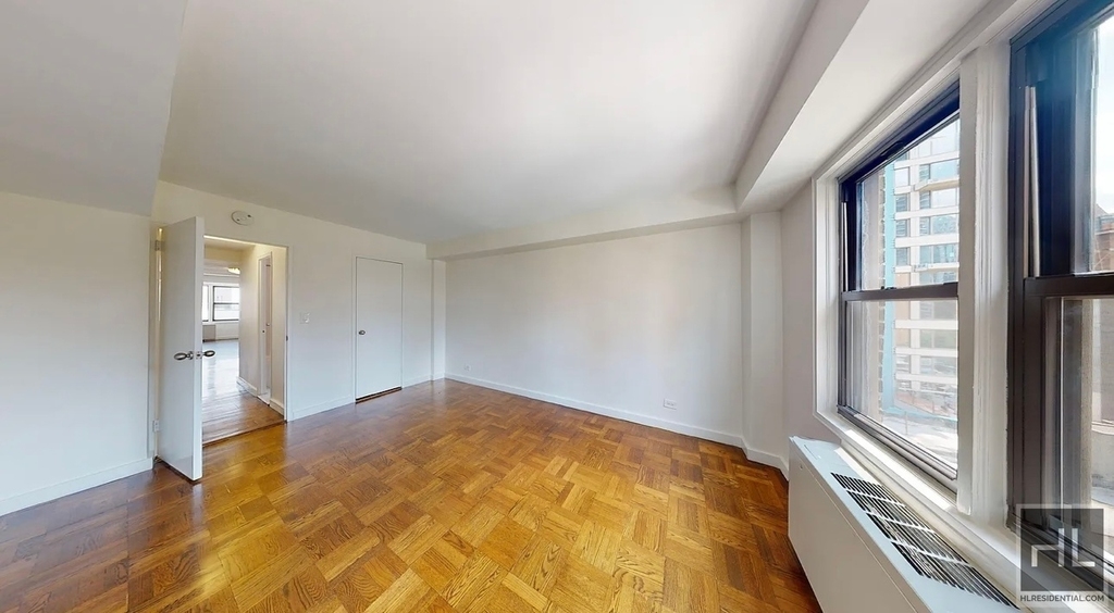 East 63 Street - Photo 6