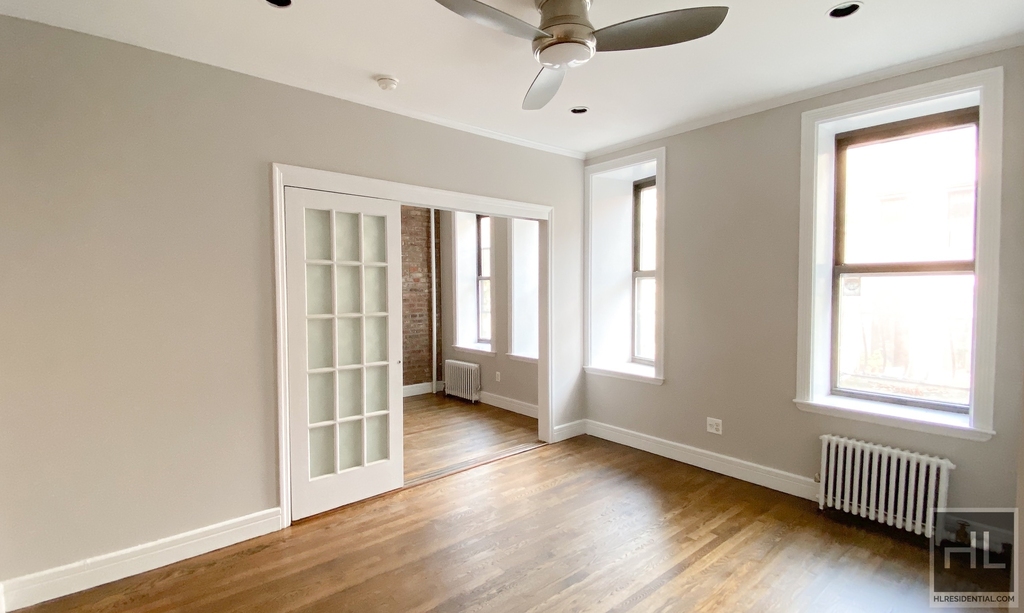 East 18th Street - Photo 4