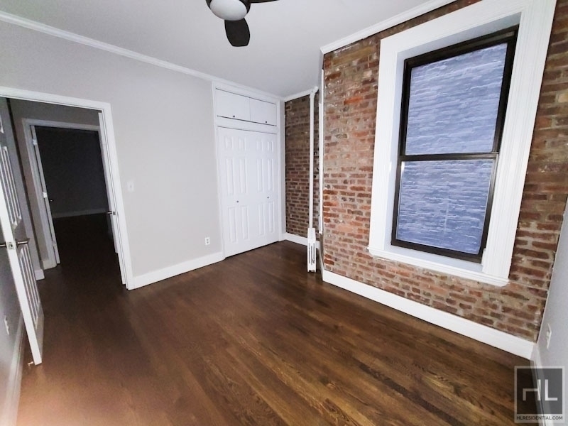 East 18th Street - Photo 7