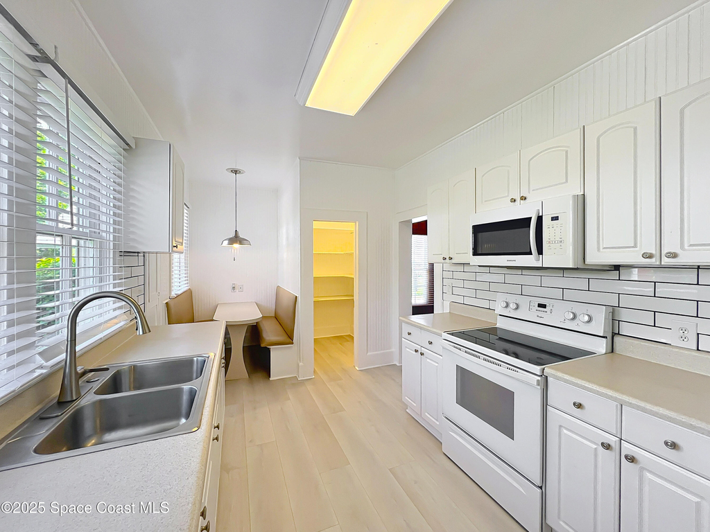 2811 Indian River Drive - Photo 13