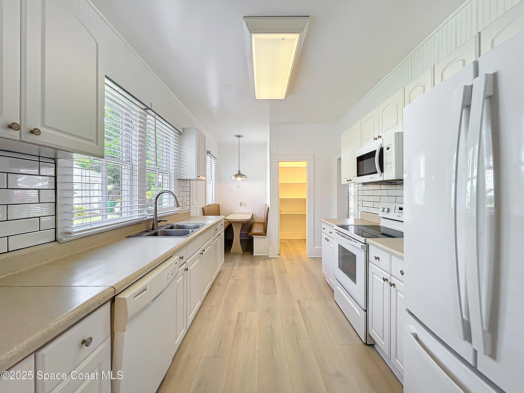 2811 Indian River Drive - Photo 12
