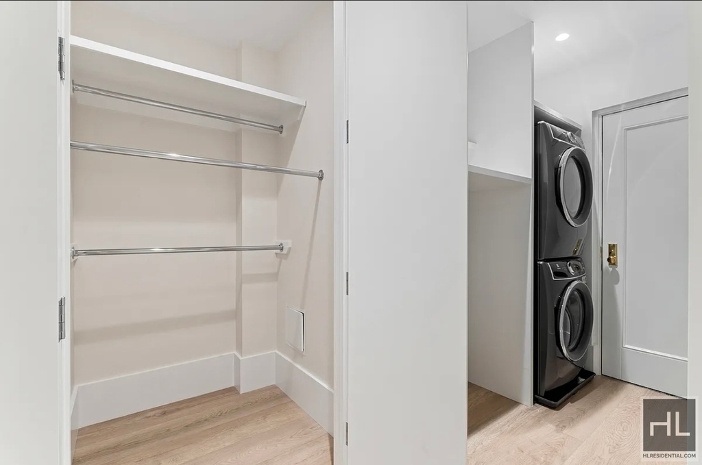 East 56 Street - Photo 4