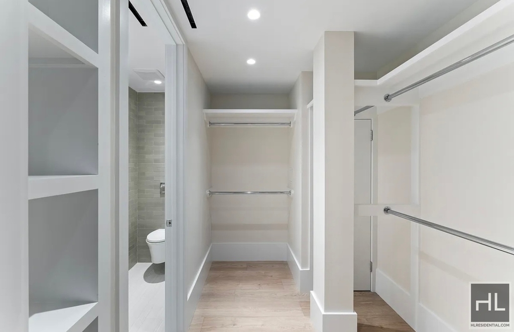 East 56 Street - Photo 5