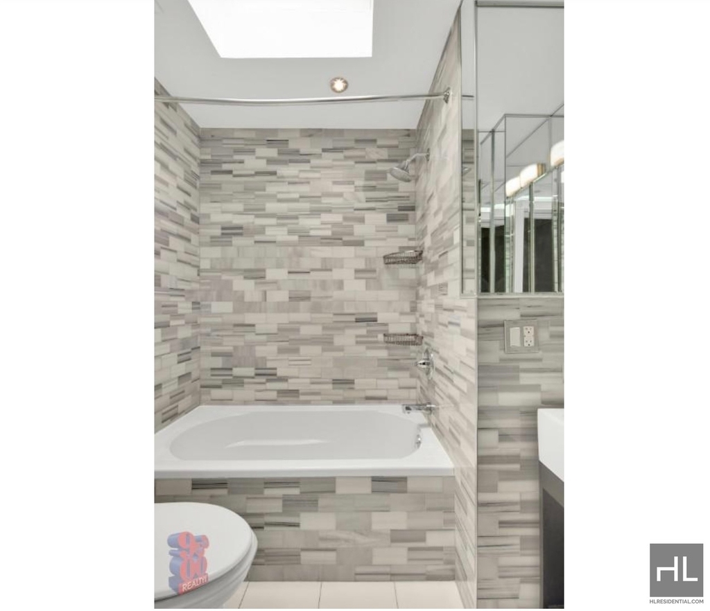 East 26 Street - Photo 8