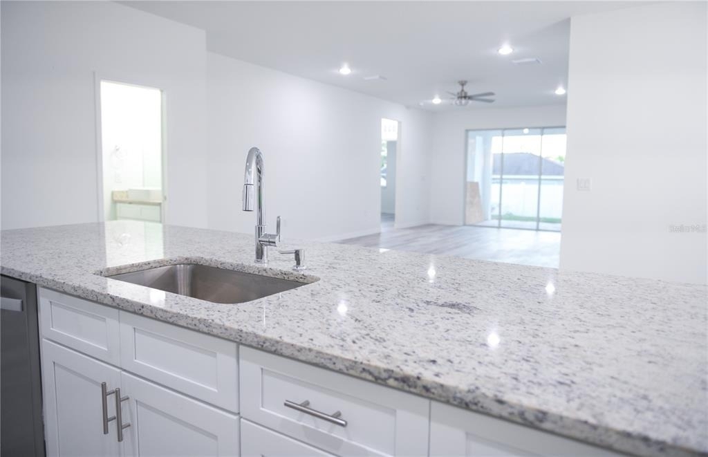 10034 N Darwin Way - Photo 37