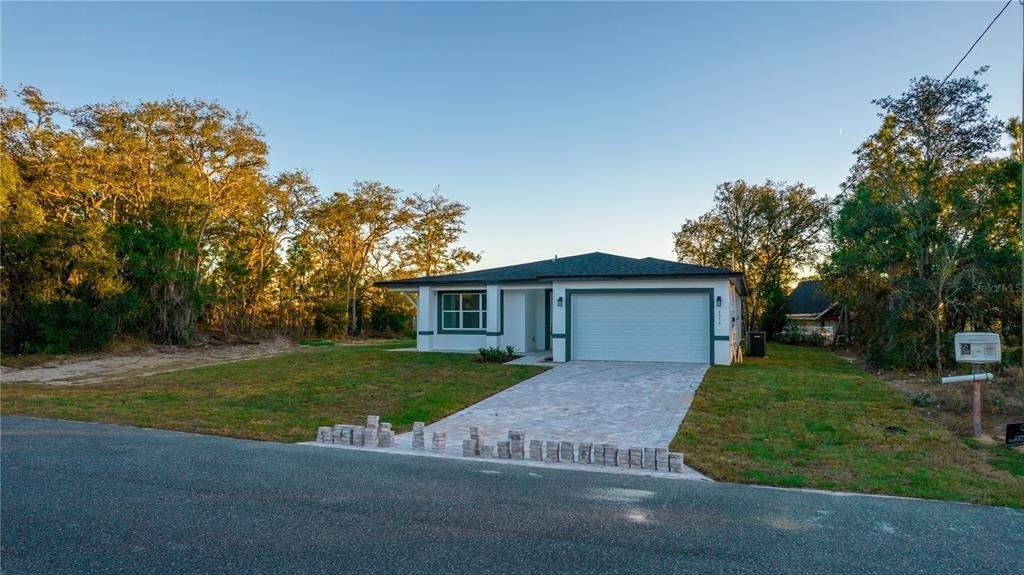 10034 N Darwin Way - Photo 28
