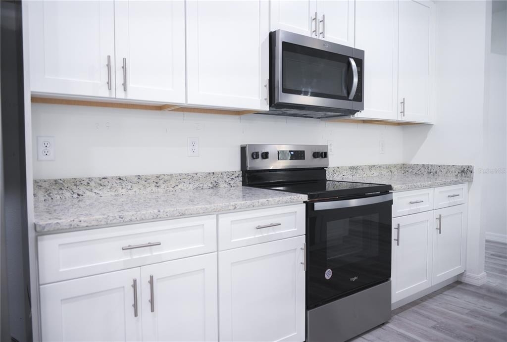 10034 N Darwin Way - Photo 23