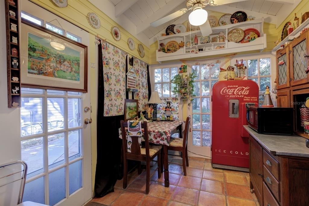 401 E 9th Avenue - Photo 12