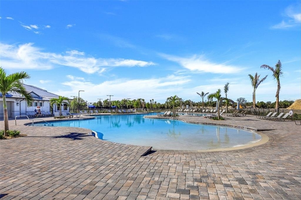 14121 Heritage Landing Boulevard - Photo 29