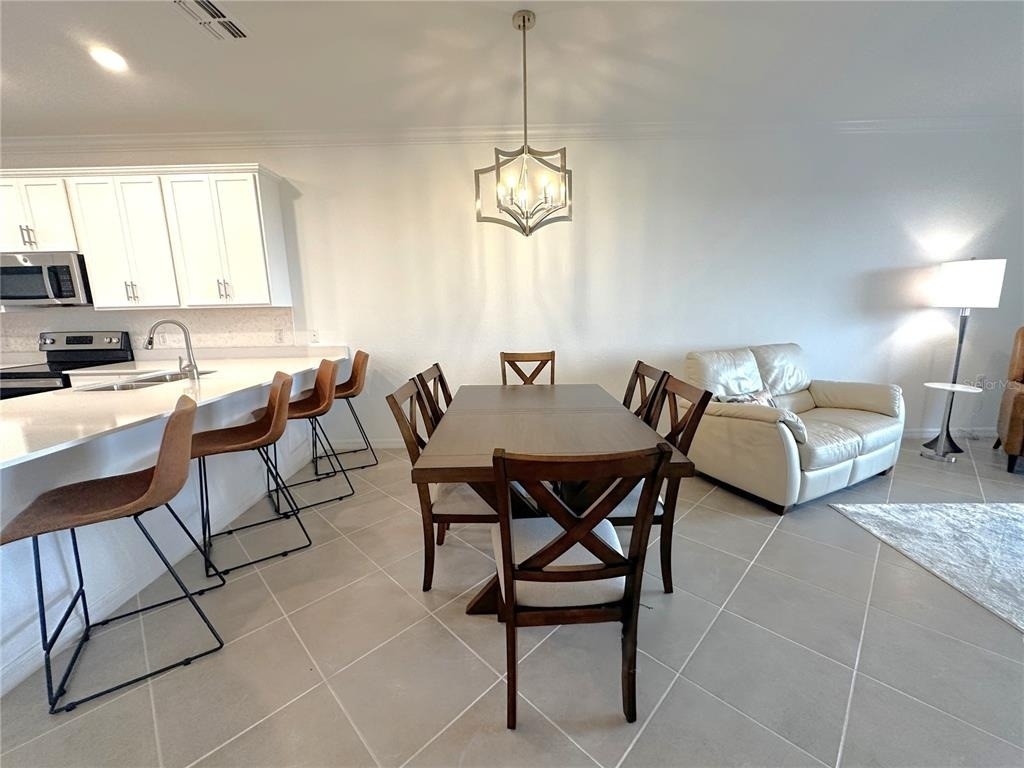 14121 Heritage Landing Boulevard - Photo 4
