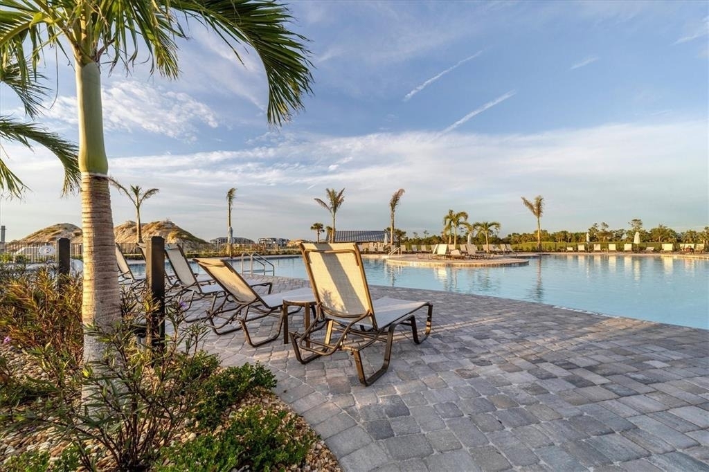 14121 Heritage Landing Boulevard - Photo 25