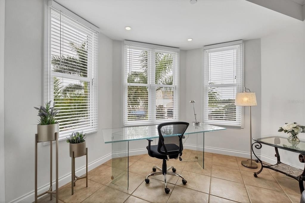 8111 Lakewood Main Street - Photo 5