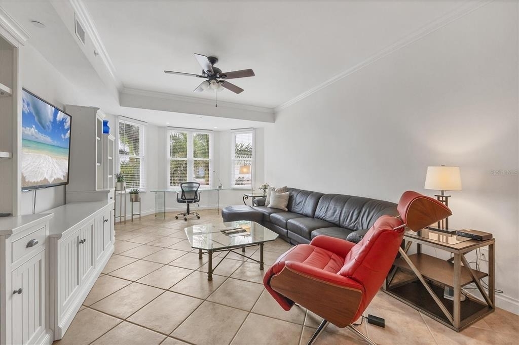 8111 Lakewood Main Street - Photo 3