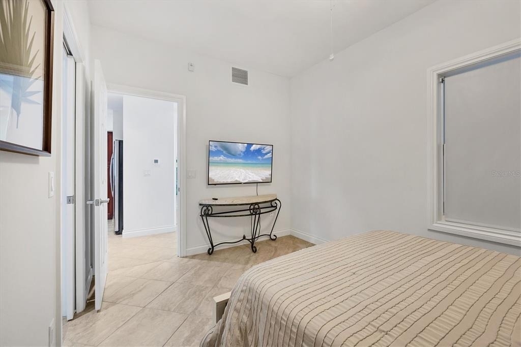 8111 Lakewood Main Street - Photo 16