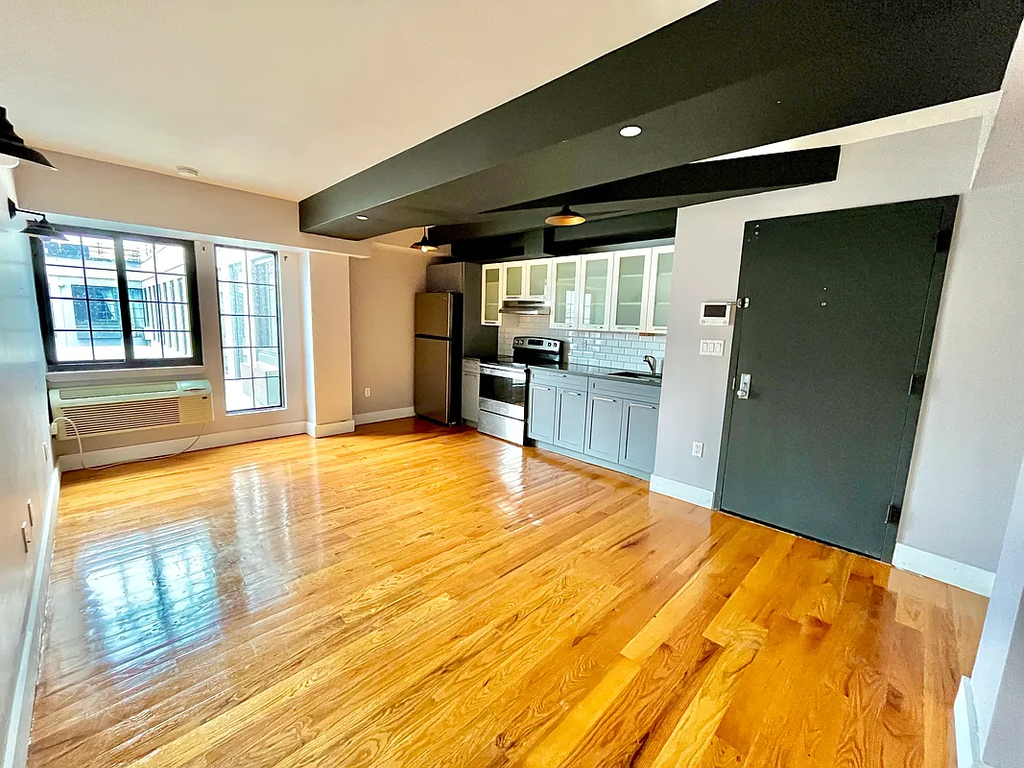 186 Lenox Road - Photo 0