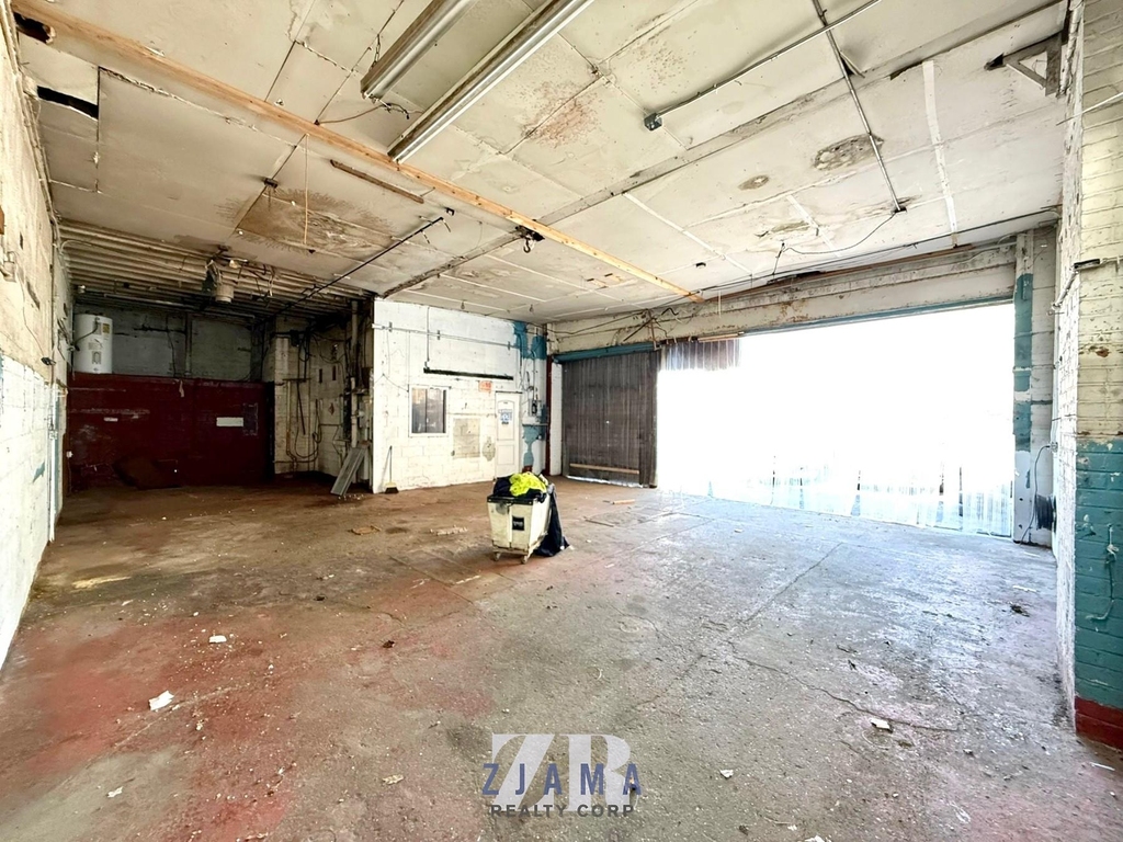 469 Troy Avenue - Photo 1