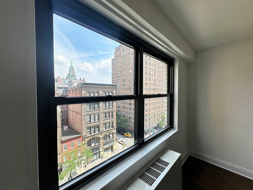 145 East 16th Street - Photo 2
