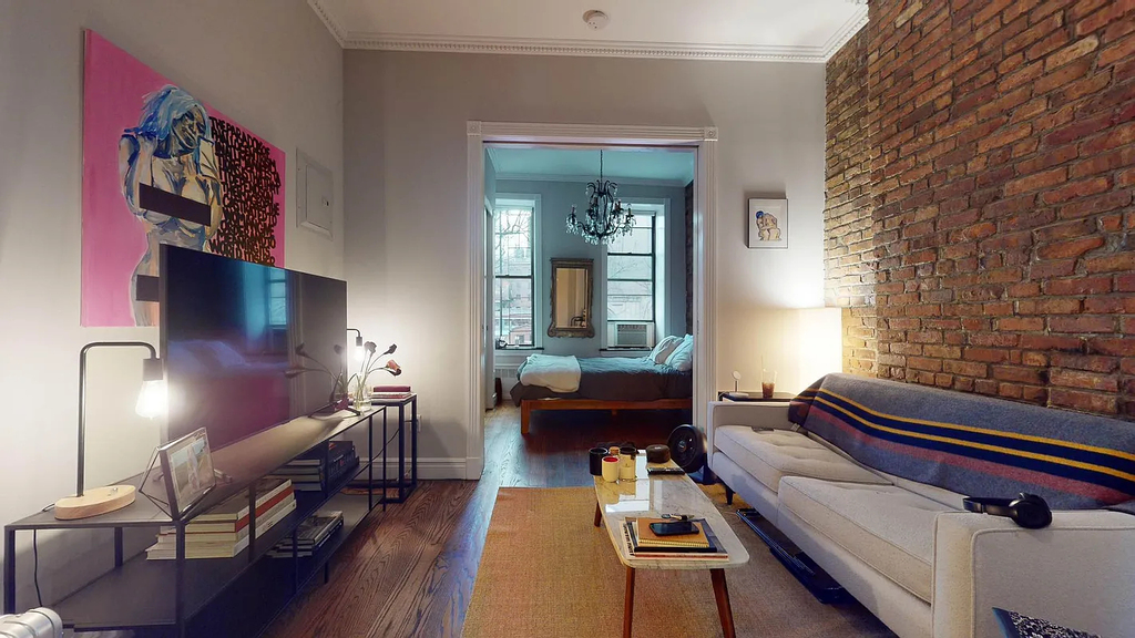 246 Mott Street - Photo 4