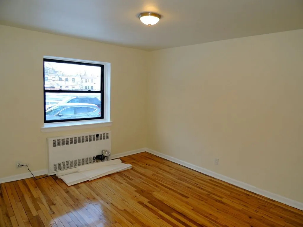 147-39 73rd Avenue - Photo 8