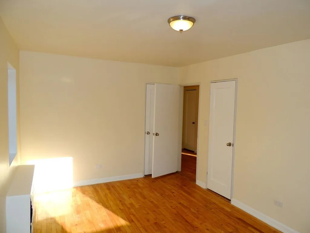 147-39 73rd Avenue - Photo 3