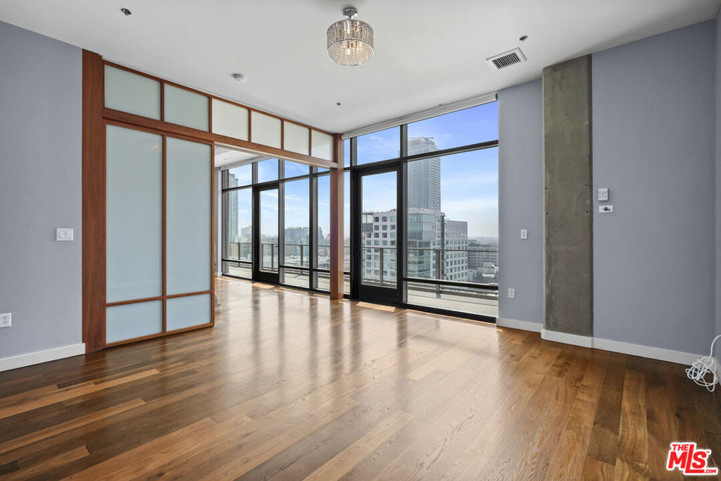 1100 S Hope Street - Photo 23