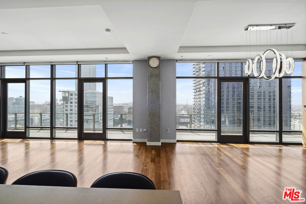 1100 S Hope Street - Photo 21